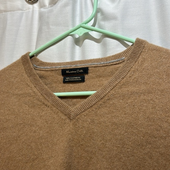 MASSIMO DUTTI 100% Cashmere Sweater Size Medium - Picture 4 of 8